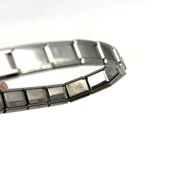 Vintage 00s D'linQ Italian Stretch Charm Bracelet 17 Links 7 Charms Millennial - Picture 5 of 6